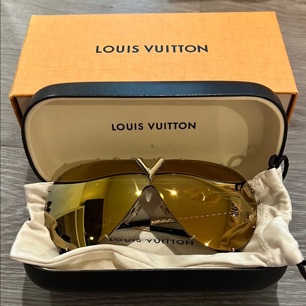Louis Vuitton Gold Sunglasses